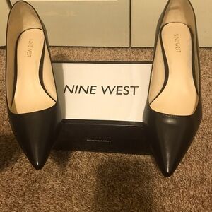 Nine West Size 11 Black heels, Excellent condition/Smoke Free…
